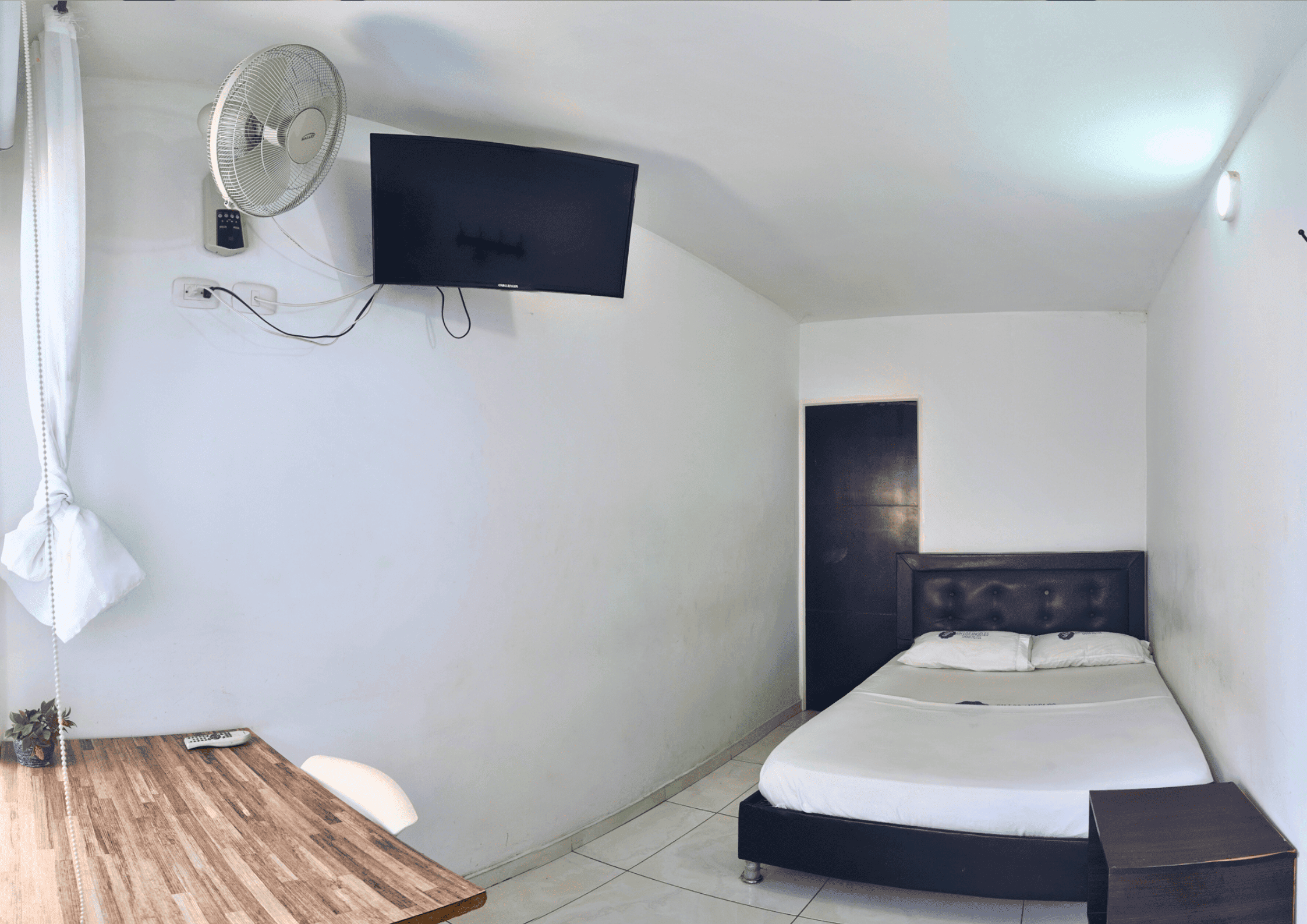 Doble-deluxe-hotel-en-mesitas1